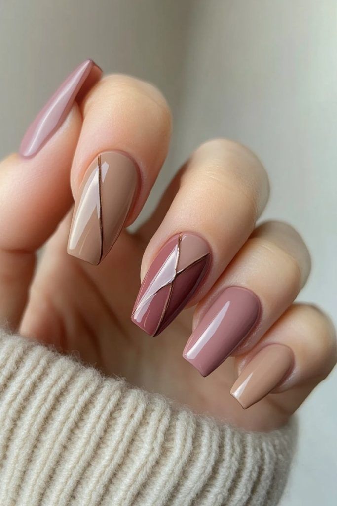 Dusky Pink Mauve Nails with Design