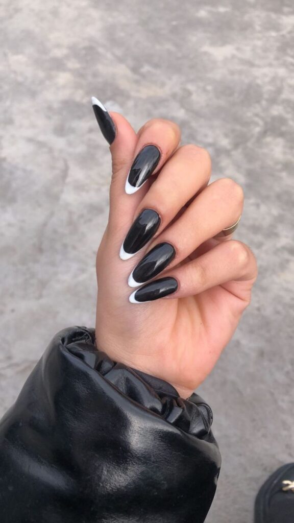 Black and White Nail Art