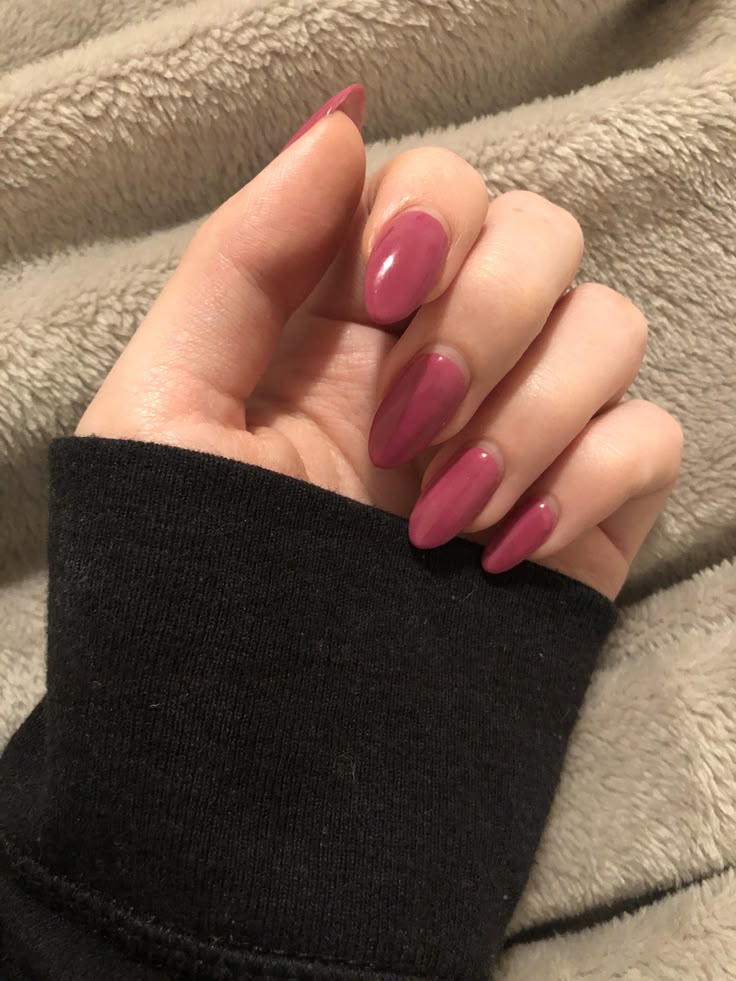 Dark Mauve Nails