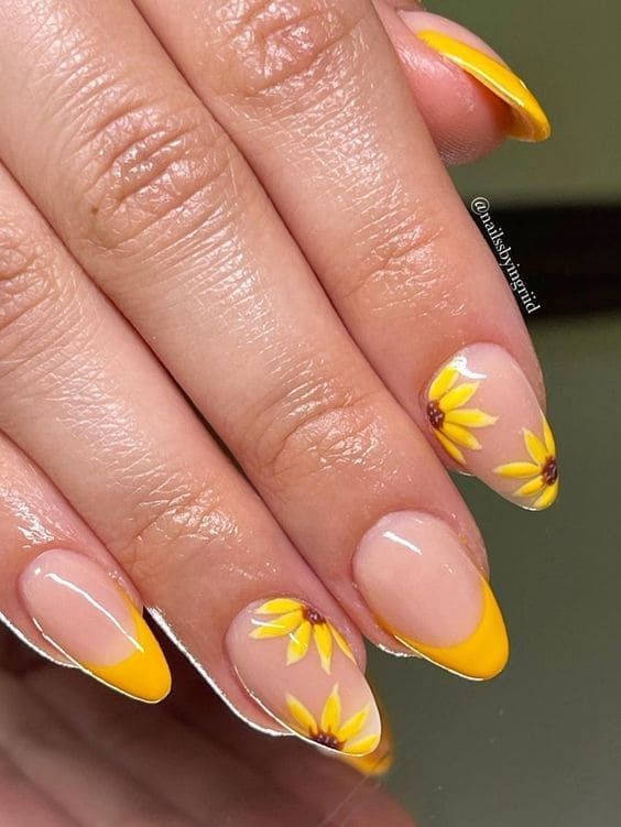 Classic Yellow Sunflower Nails